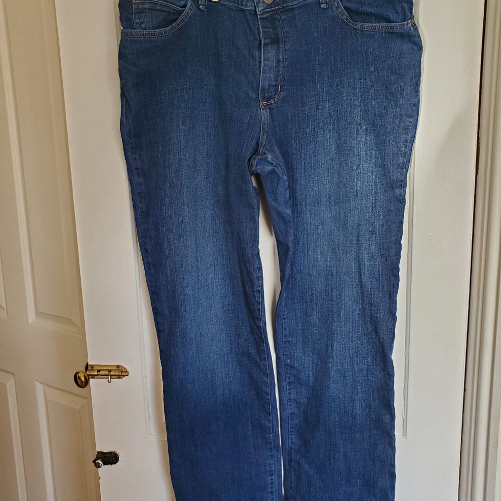 Lee Women's 16 Long Dark Wash Relaxed Straight Leg Jeans